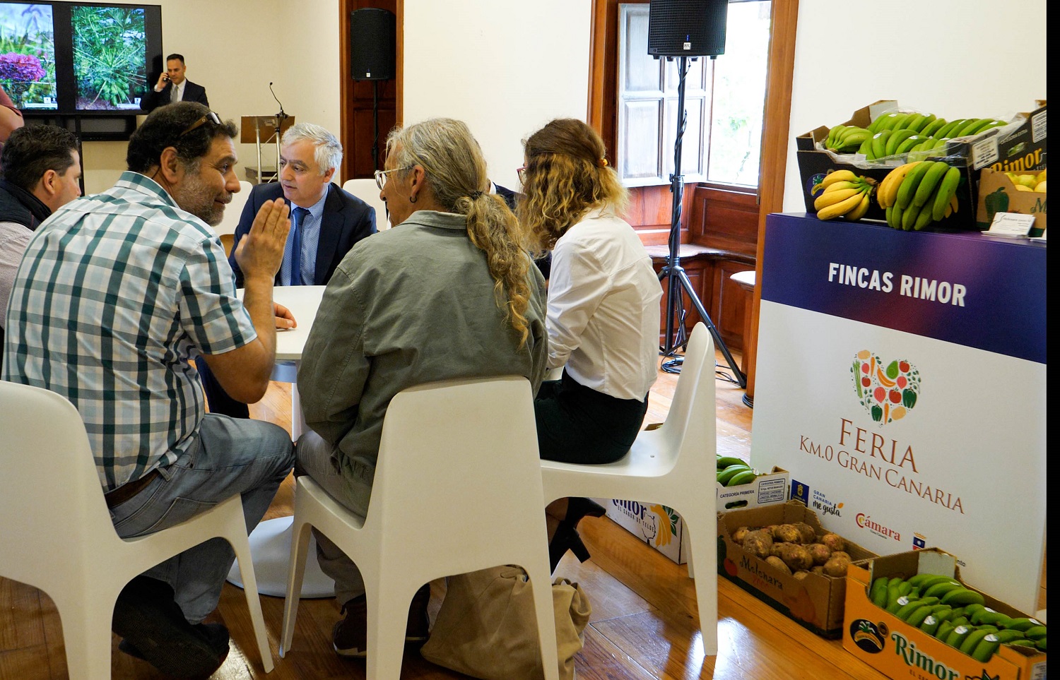 Éxito del encuentro profesional entre productores y grandes superficies en Telde